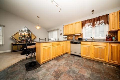 14 Abington Ln, Fall River, MA 02721 photo 14