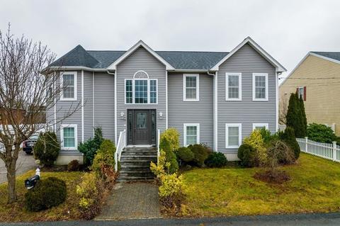 14 Abington Ln, Fall River, MA 02721 photo 2