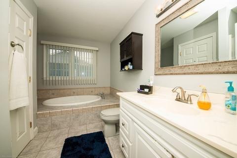 14 Abington Ln, Fall River, MA 02721 photo 30