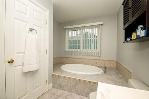 14 Abington Ln, Fall River, MA 02721 photo 29