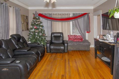 28 Nathaniel St, Springfield, MA 01109 photo 6