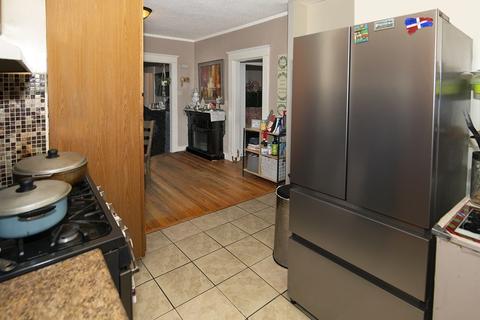 28 Nathaniel St, Springfield, MA 01109 photo 7