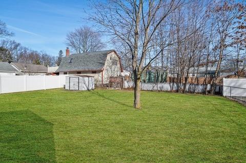73 Searles St, Chicopee, MA 01020 photo 22