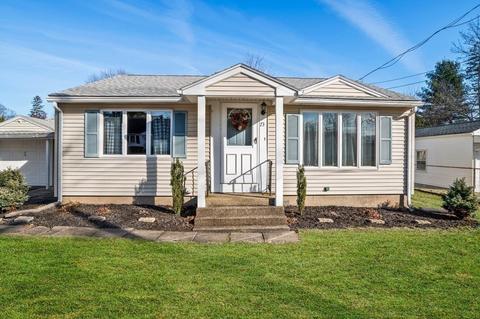 73 Searles St, Chicopee, MA 01020 photo 25