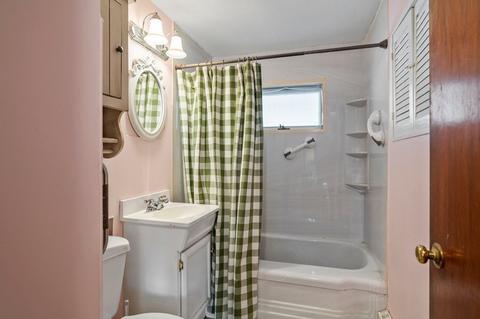 73 Searles St, Chicopee, MA 01020 photo 19
