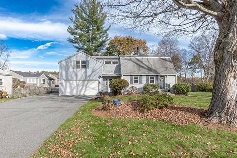 10 Weeks Rd, Danvers, MA 01923 photo 1