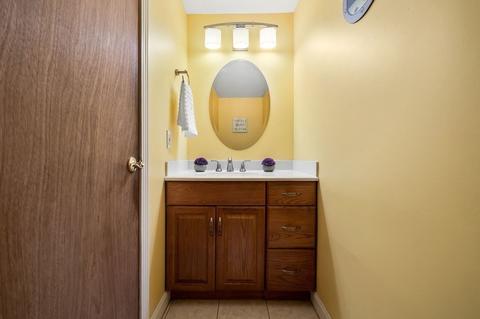 10 Weeks Rd, Danvers, MA 01923 photo 10