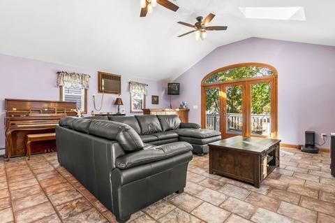 10 Weeks Rd, Danvers, MA 01923 photo 5