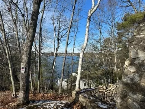 54 Lakeside Ave, Webster, MA 01570 photo 7