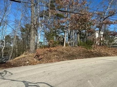 54 Lakeside Ave, Webster, MA 01570 photo 4