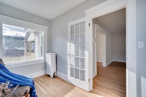 14 Leroy Pl, Springfield, MA 01104 photo 7