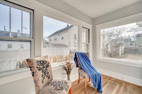 14 Leroy Pl, Springfield, MA 01104 photo 8