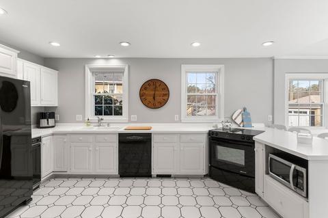 6 Corning St, Beverly, MA 01915 photo 16
