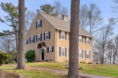 6 Corning St, Beverly, MA 01915 photo 2