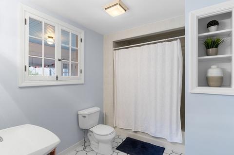 6 Corning St, Beverly, MA 01915 photo 32