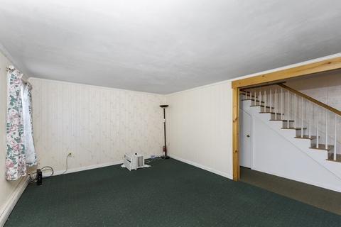 8 Blueberry Rd, Bourne, MA 02532 photo 6