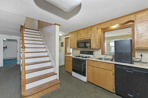 8 Blueberry Rd, Bourne, MA 02532 photo 11