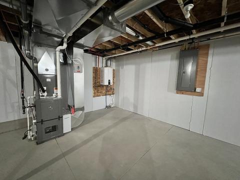3 Allen St, Chicopee, MA 01020 photo 38