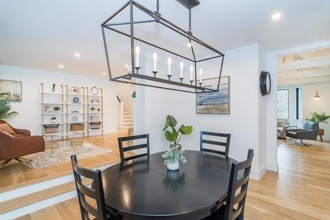 11 Vane St, Wellesley, MA 02482 photo 8