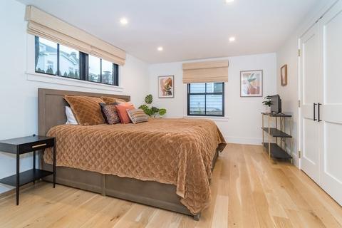 11 Vane St, Wellesley, MA 02482 photo 14