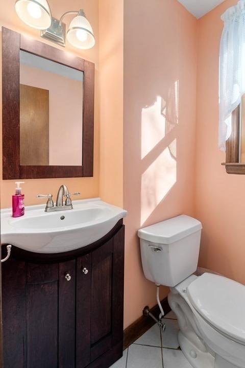 54 Grove St, Upton, MA 01568 photo 14
