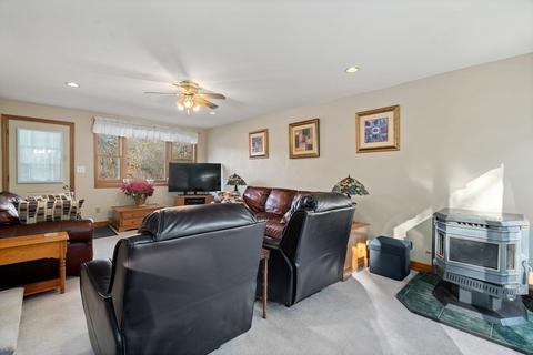 54 Grove St, Upton, MA 01568 photo 7