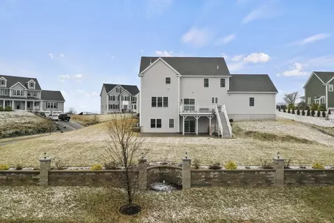 1 Hilltop Rd, Danvers, MA 01923 photo 39
