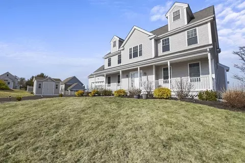 1 Hilltop Rd, Danvers, MA 01923 photo 2