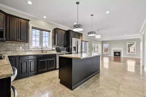 1 Hilltop Rd, Danvers, MA 01923 photo 12