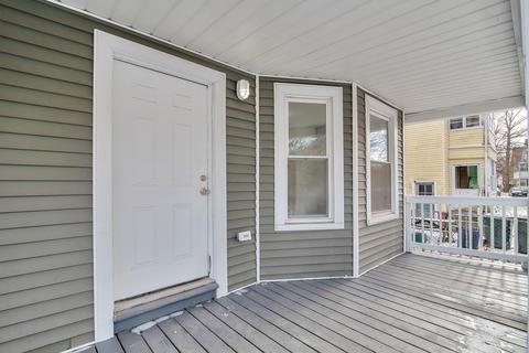 131 Ranney St, Springfield, MA 01108 photo 3