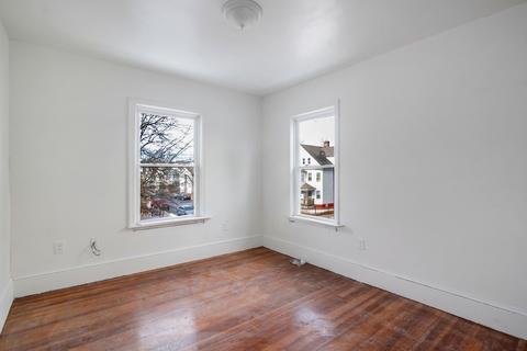 131 Ranney St, Springfield, MA 01108 photo 12