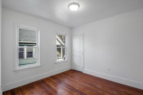 131 Ranney St, Springfield, MA 01108 photo 10