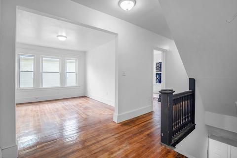 131 Ranney St, Springfield, MA 01108 photo 6