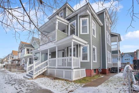 131 Ranney St, Springfield, MA 01108 photo 2