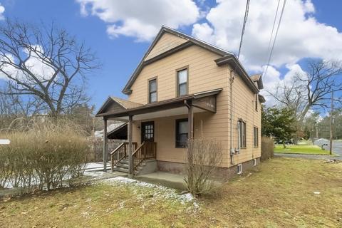 705 Bay St, Springfield, MA 01109 photo 2
