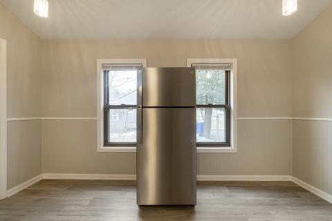 705 Bay St, Springfield, MA 01109 photo 9