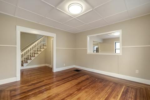 705 Bay St, Springfield, MA 01109 photo 14