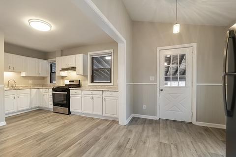 705 Bay St, Springfield, MA 01109 photo 8