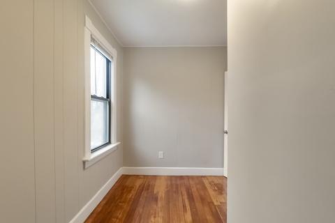705 Bay St, Springfield, MA 01109 photo 28