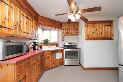 602 Parker St, Springfield, MA 01129 photo 12