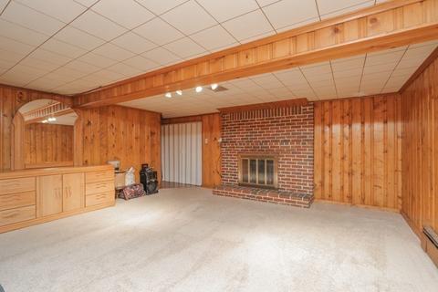 602 Parker St, Springfield, MA 01129 photo 21