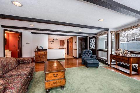 17 Oak St, Raynham, MA 02767 photo 5