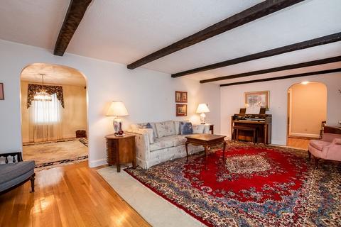 17 Oak St, Raynham, MA 02767 photo 13