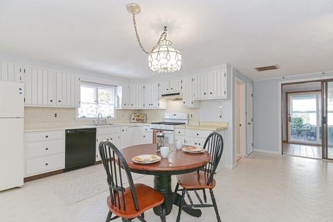 1 Brooks Ln, Gloucester, MA 01930 photo 6