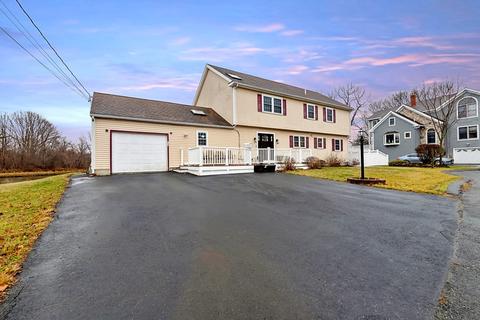 9 Riverbank Ave, Danvers, MA 01923 photo 4