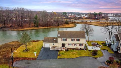 9 Riverbank Ave, Danvers, MA 01923 photo 2