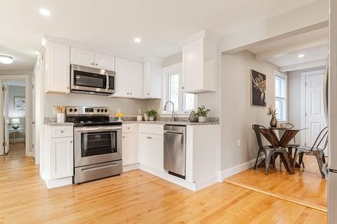 14 Crosby Rd, Reading, MA 01867 photo 5