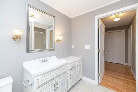 760 Plumtree Rd, Springfield, MA 01118 photo 16