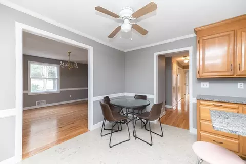 760 Plumtree Rd, Springfield, MA 01118 photo 7