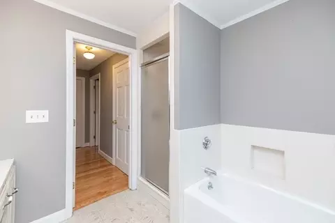 760 Plumtree Rd, Springfield, MA 01118 photo 17